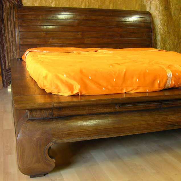 opium-bett-kopf-solid.jpg