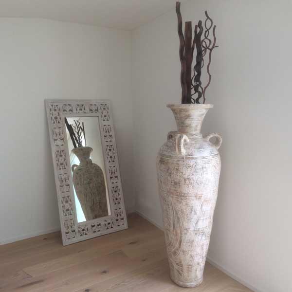Amphora White