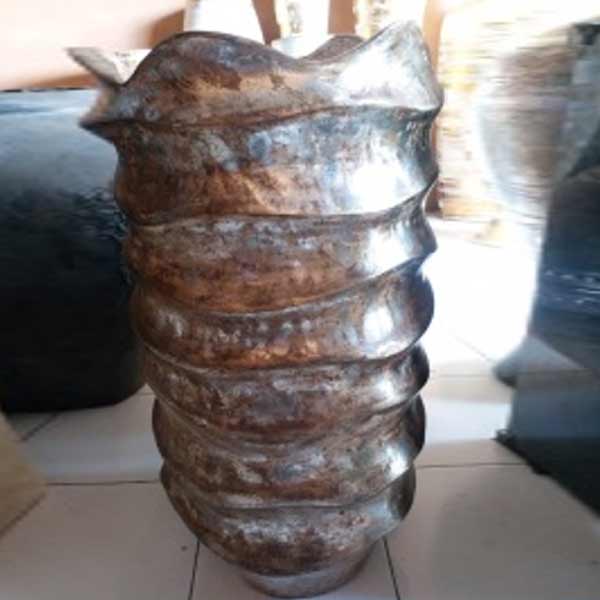 Vase Gelombang 80